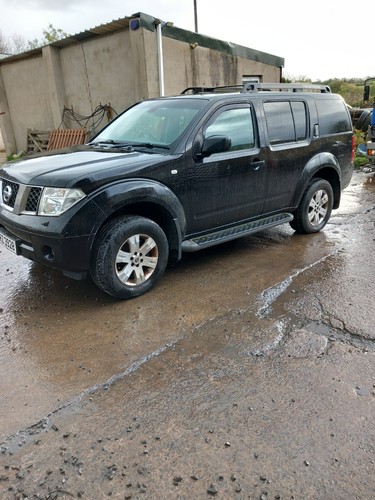 Nissan pathfinder black 5 - nissan,
