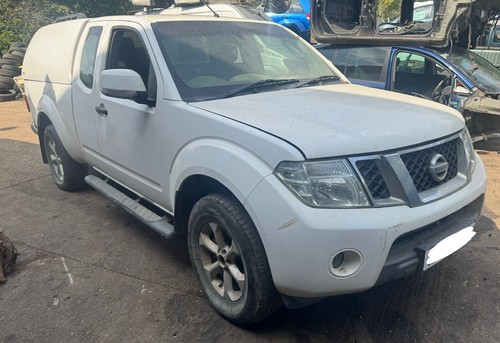 Nissan navara d40 - nissan, breaking