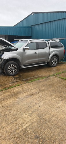 Nissan navara 2016 - 2016, auto